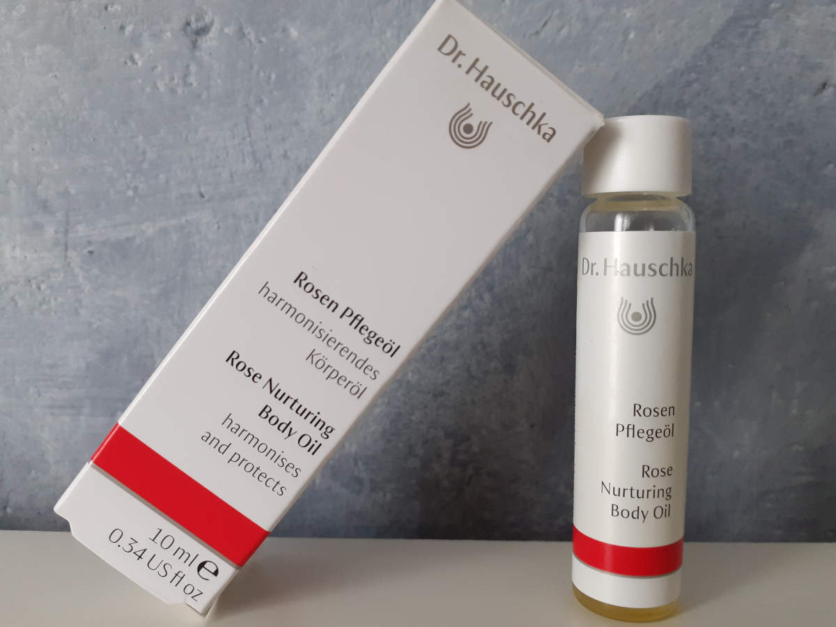 Dr Hauschka_aceite corp rosa