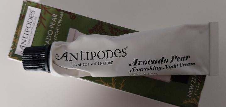 Antipodes_crema noche_portada